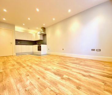 Prince Of Wales Road, Norwich - Photo 2