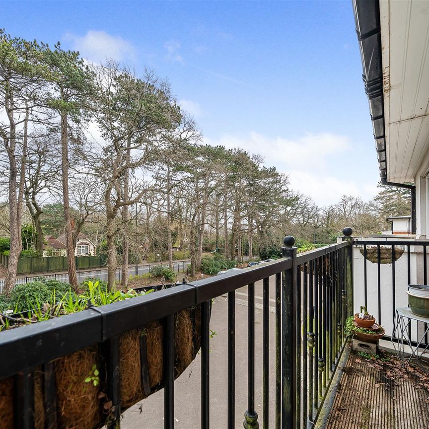 2 bed flat to rent in Brookshill, Harrow, HA3 - Photo 1