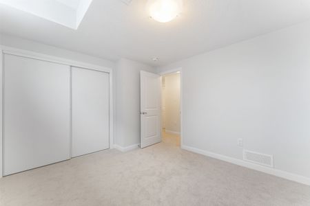 For Lease - 1023 Creekway Private, Kanata, Ontario - Photo 4