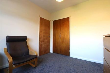 26 Monaville Drive, Lisburn, BT28 2DR - Photo 4