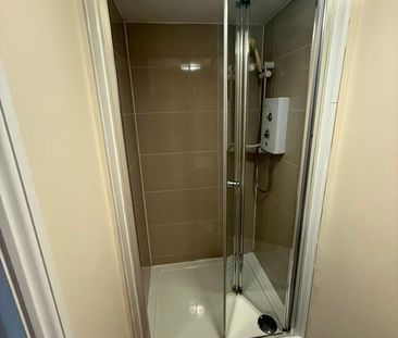 1 Bed Flat, Princess Road West, LE1 - Photo 2