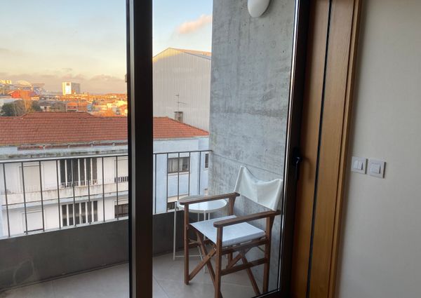 Apartamento T1 para Arrendar Mobilado e Equipado na Campanhã