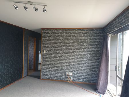 3 bedroom house - Photo 3