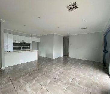 Immaculate Unit - Photo 1