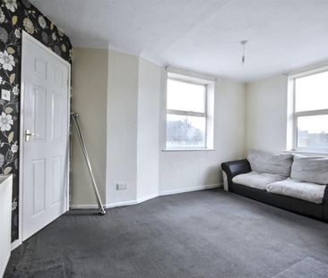 1 Bedroom Flat / Apartment to let - Photo 6