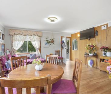 Large Tidy Home in a great location - Photo 2