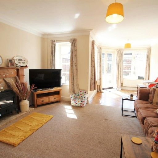 2 BED Cottage To rent - Photo 1