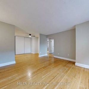 35 Raglan Ave 2 beds Condo for rent - Photo 2