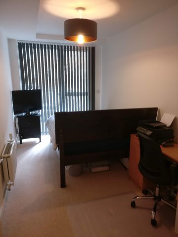 2 Bed Flat, Bridgestone House, SE16 - Photo 4