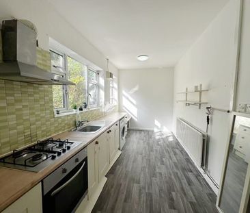3 Bed Terraced House, Langsett Avenue, M6 - Photo 4