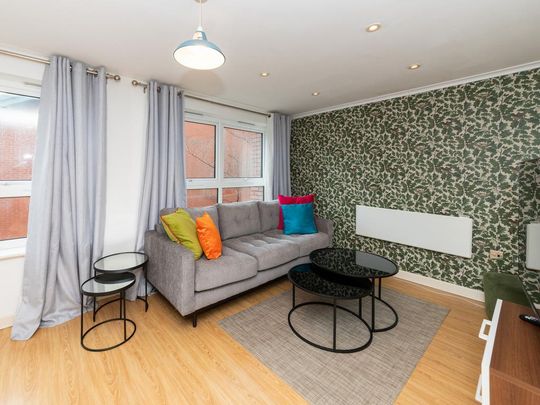 1 bedroom flat to rent - Photo 1