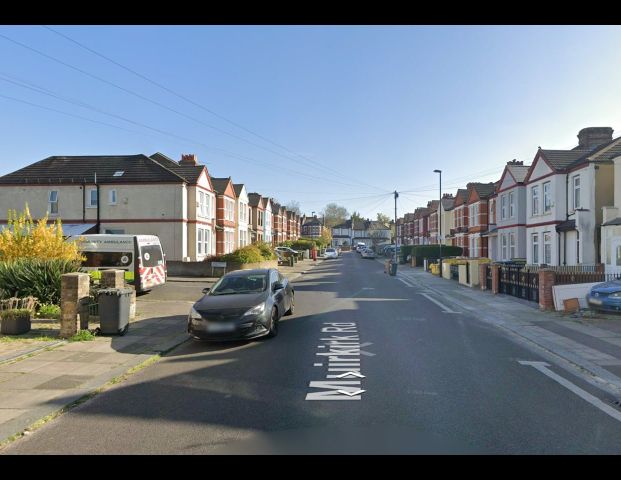 Studio Flat, Catford Lewisham, SE6 - Photo 1