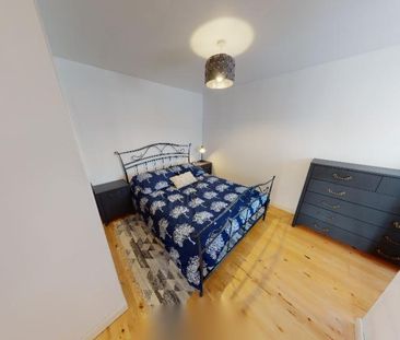 2 bedroom flat to rent - Photo 4