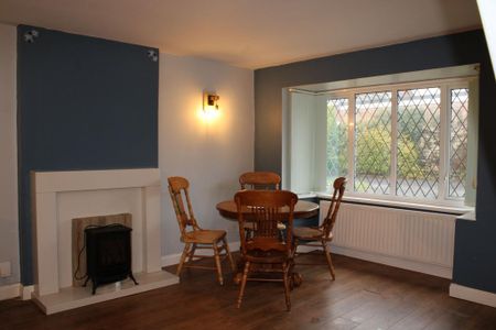 3 bedroom detached house to rent - Photo 2