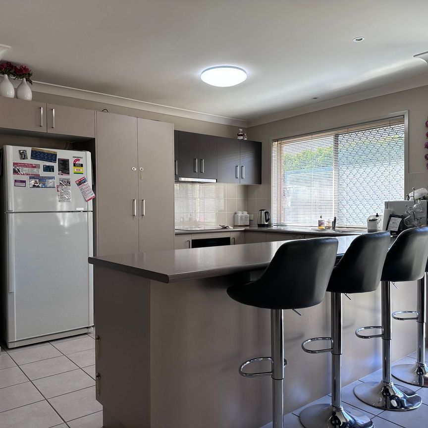 Prime Drewvale Location&excl;&excl; Stretton College Catchment &plus; 4 Aircons&excl; - Photo 1