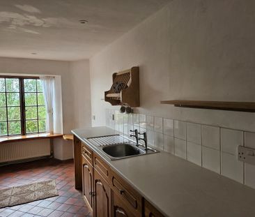 2 bed Cottage - To Let - Photo 4