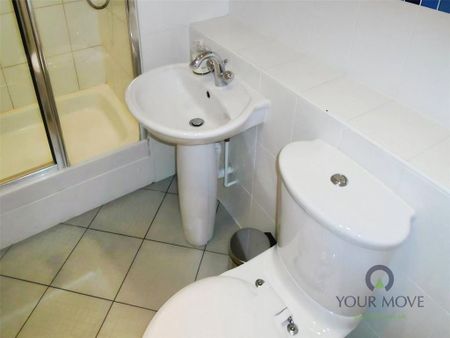 2 bedroom flat to rent - Photo 5