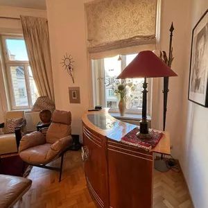 Möblierte 4-Zimmer Luxus-Wohnung im 1. Bezirk Wiens - Photo 2