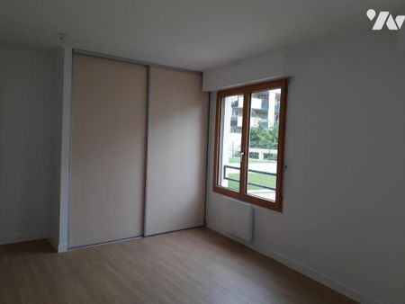 APPARTEMENT T3 avec PARKING EXTERIEUR PRIVATIF- LAVAL - Photo 2