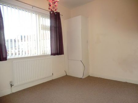 Lavender Avenue, Coundon, Coventry - - Photo 5