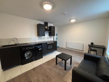 1 bedroom flat to rent - Photo 3