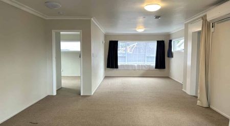 Big Brick home - Photo 2