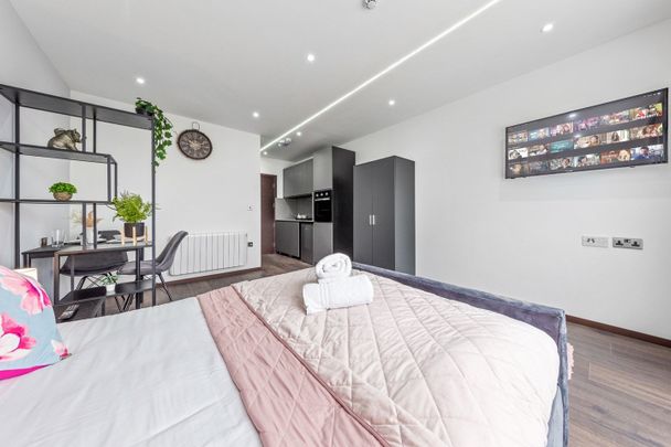 1 Bed Flat, Woodstock Road, NW11 - Photo 1