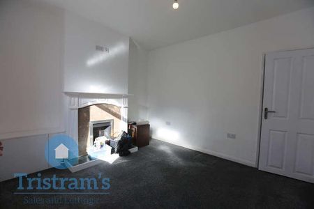 Sherwood Street, Kirkby-in-ashfield, Nottingham, NG17 - Photo 2