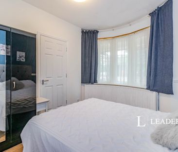 1 bedroom property to rent Burwood Road, Hersham, Walton-on-Thames,... - Photo 5