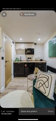 6 bedroom house to rent - Photo 1