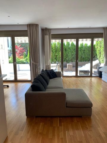 Five Bed House with Sauna - Kings Oak School - Photo 2