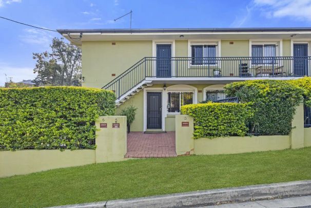 3/19 Ampthill Street, Highgate Hill QLD 4101 - Photo 1