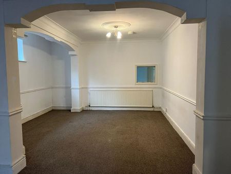 7 bedroom semi-detached house to rent - Photo 5