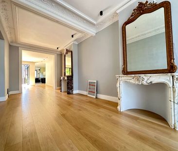 EXCEPTIONNELLE DEMEURE DE CARACTERE – PALAIS RAMEAU réf 5630 - Photo 3