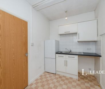 2 bedroom flat to rent London Road, Portsmouth PO2 - Photo 4