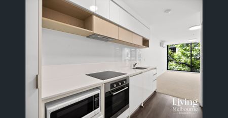 Stylish Hawthorn Apartment in a Prime Location - Photo 2