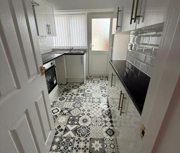 3 bedroom property to rent - Photo 2