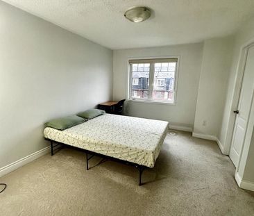 For Lease - 812 Fowles Court, Milton, Ontario - Photo 6