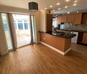 3 bedroom semi-detached house to rent - Photo 1