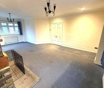 Broom Hill Road, Rochester, ME2 - Photo 1