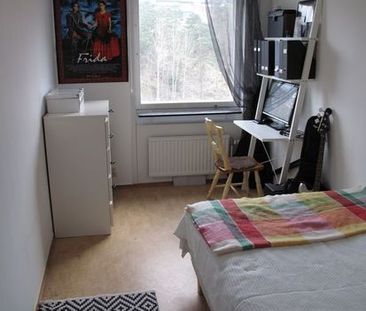 Advokatbacken, Norsborg - Photo 2