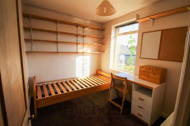 24 Station Road, Colchester, CO7 9DH - Photo 1