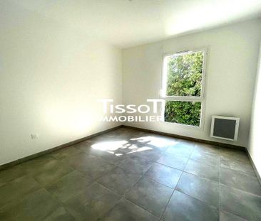Location Appartement 3 pièces 57m² NIMES 30900 - Photo 3