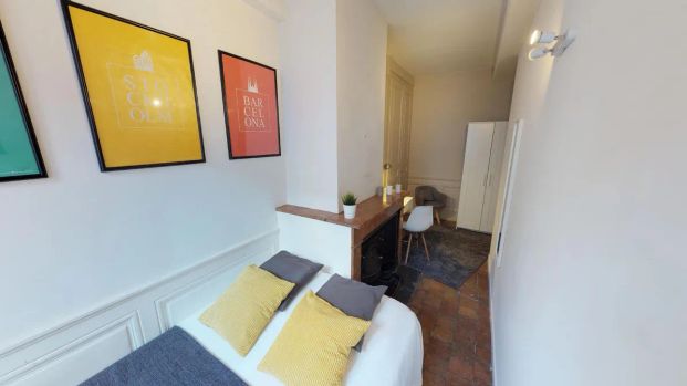 2 Place Tobie Robatel 2, Lyon - Photo 1
