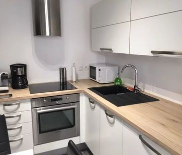 Location Appartement 2 pièces 37m² MARSEILLE 11ème - Photo 6