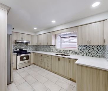 For Lease - 96 Scarden Avenue Unit# Main, Toronto, Ontario - Photo 6