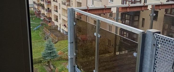 Gemütlich 2 Raumwohnung mit Balkon, Gemeinschaftsgarten - Photo 1