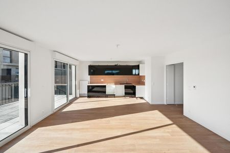 Location Appartement 4 pièces 90m² BORDEAUX 33100 - Photo 3