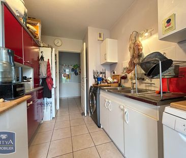 Location Appartement 3 pièces 72m² VILLEURBANNE 69100 - Photo 2