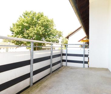 Gemütliche 2-Zi.-Whg. mit sonnigem Balkon- auf Wunsch zum 02.05.202... - Foto 2